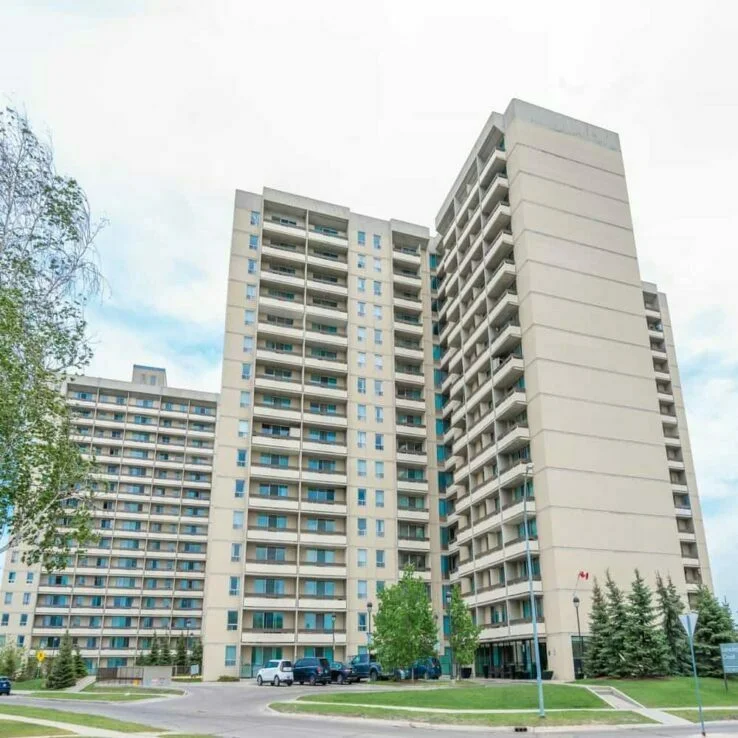 Courts of St. James in Winnipeg, Manitoba