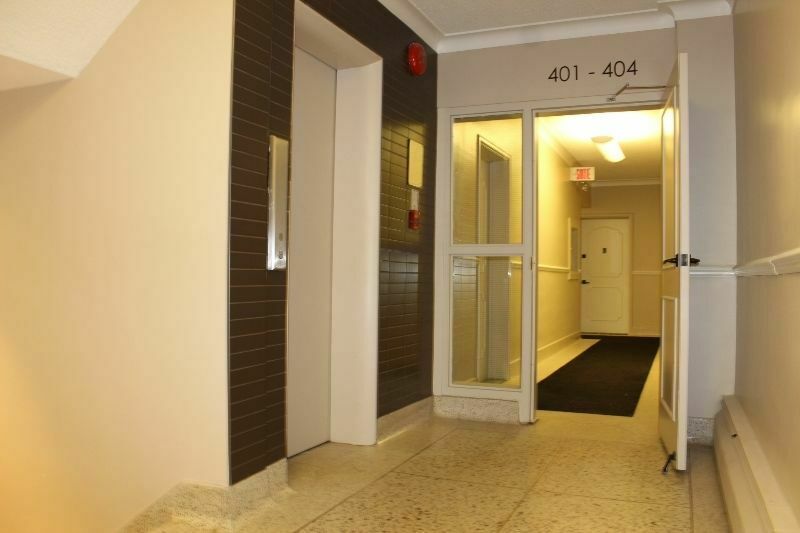 Le 1000 Pratt in Outremont, Quebec
