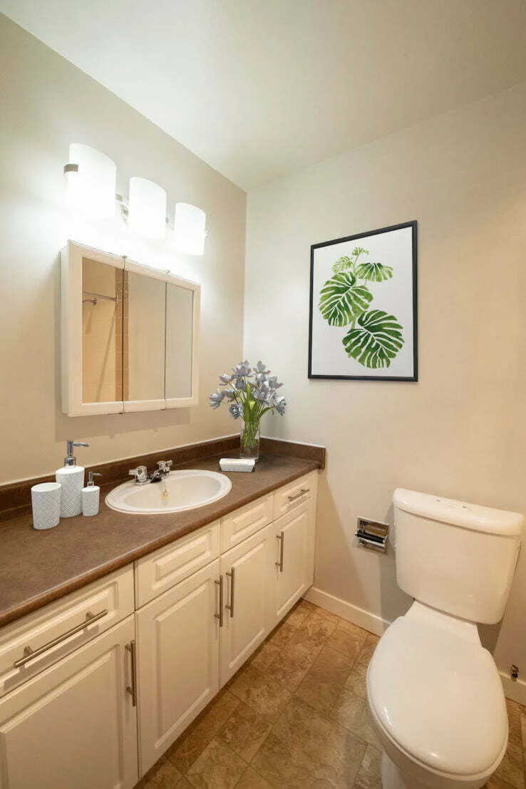 bathroom in a 1 bedroom unit at Victoria Arms in Winnipeg, Manitoba