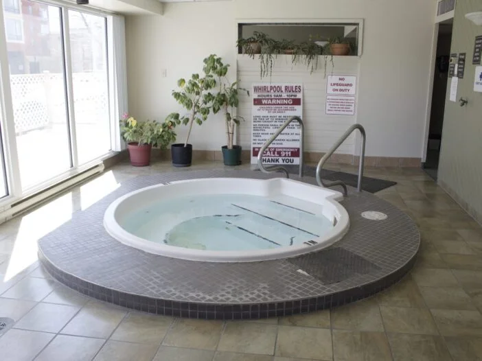 hot tub at Armadale Hollows in Winnipeg, Manitoba