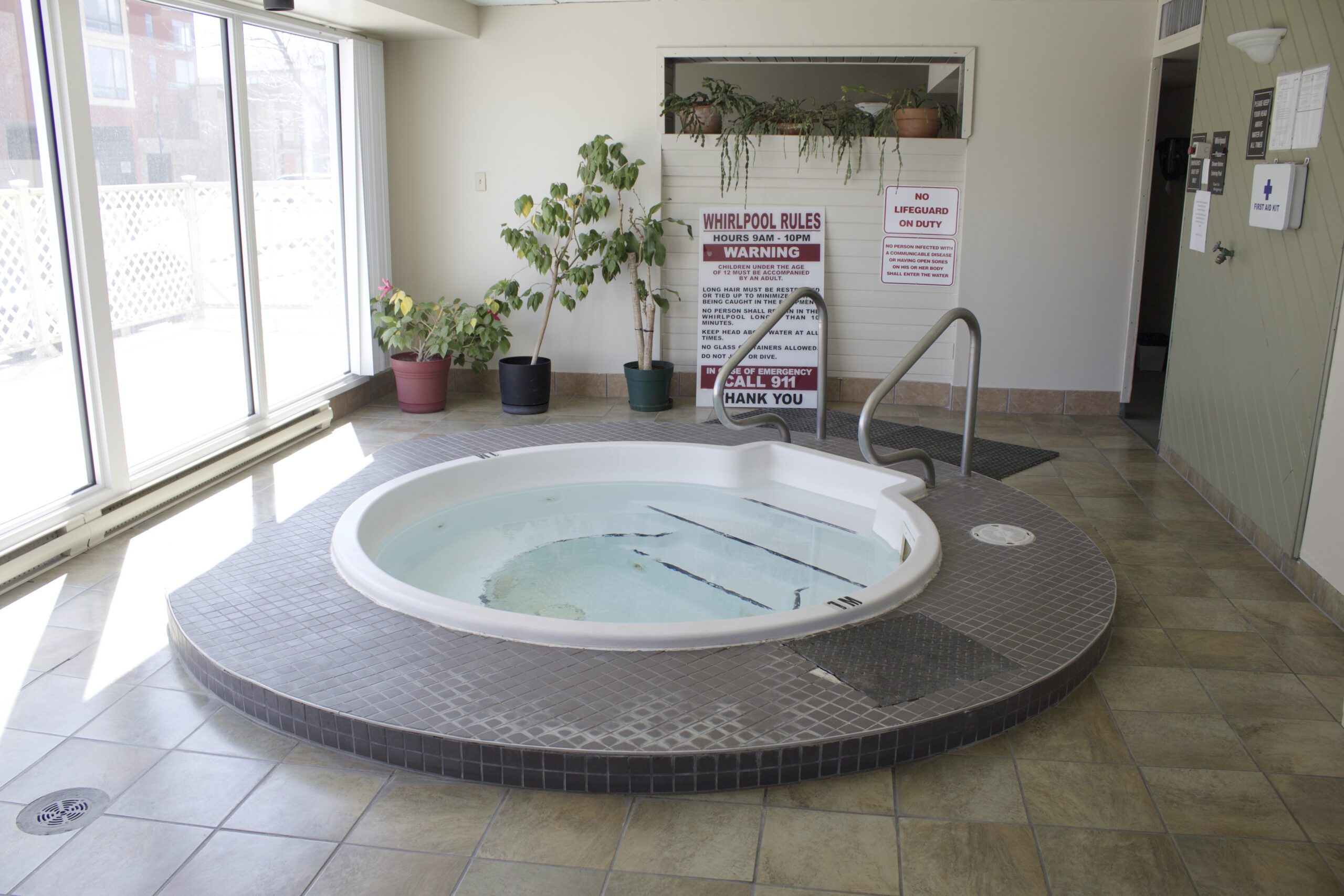 hot tub at Armadale Hollows in Winnipeg, Manitoba