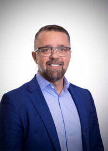 Headshot of Ron Penner (CPM, CRP) – Senior Vice President, Operations & Chief Operating Officer at Globe Property Management