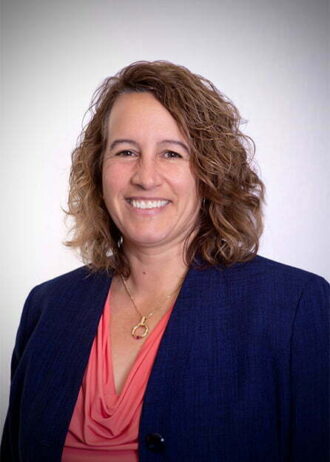 Headshot of Joanne Roer (CPA, CGA) &ndash; Vice President, Financial Reporting at Globe Property Management